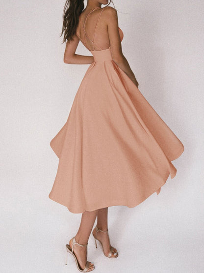 Gabriella - Robe satinée avec bretelles croisées