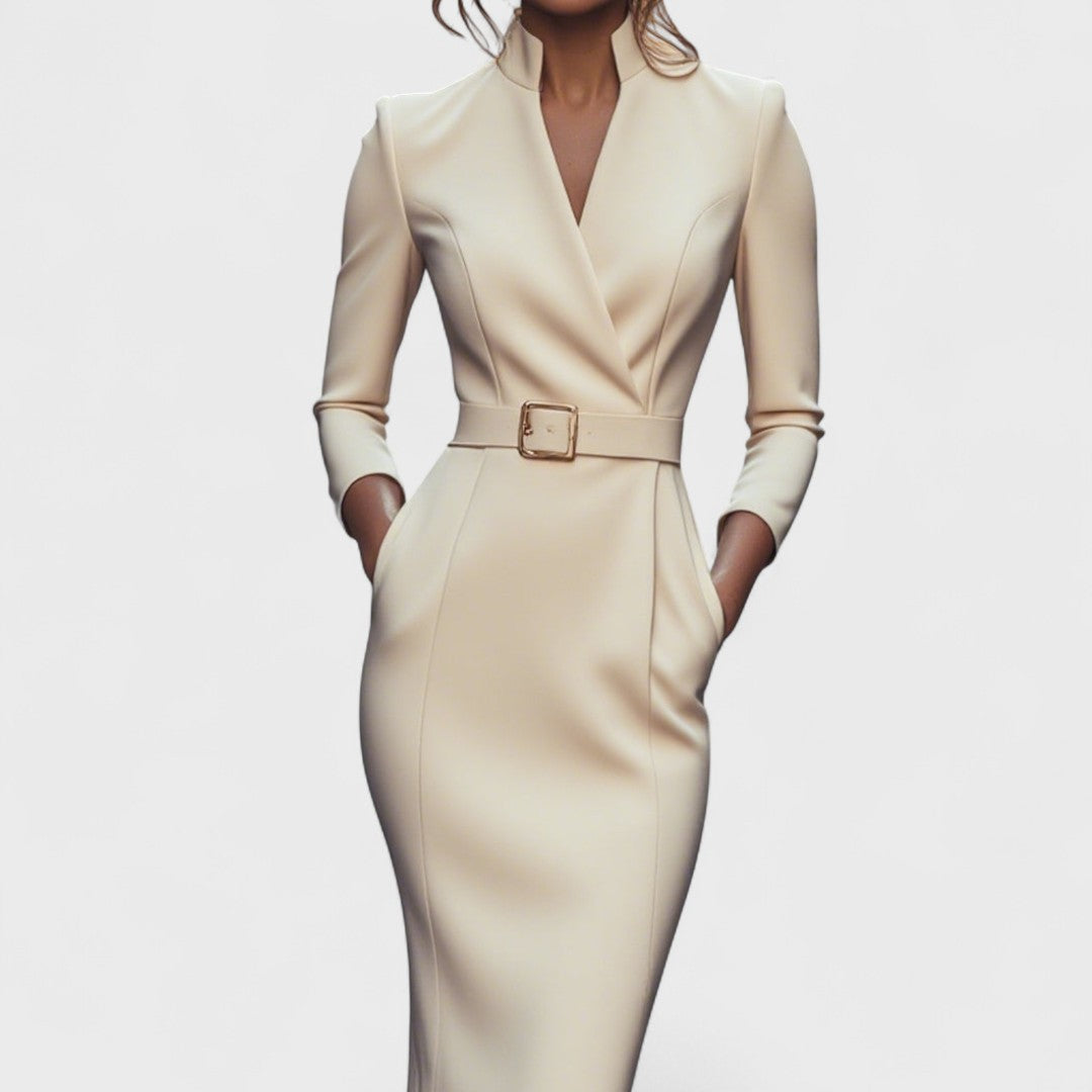 Naomi | Robe noire raffinée