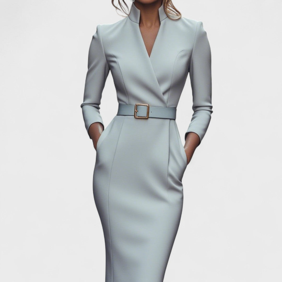 Naomi | Robe noire raffinée