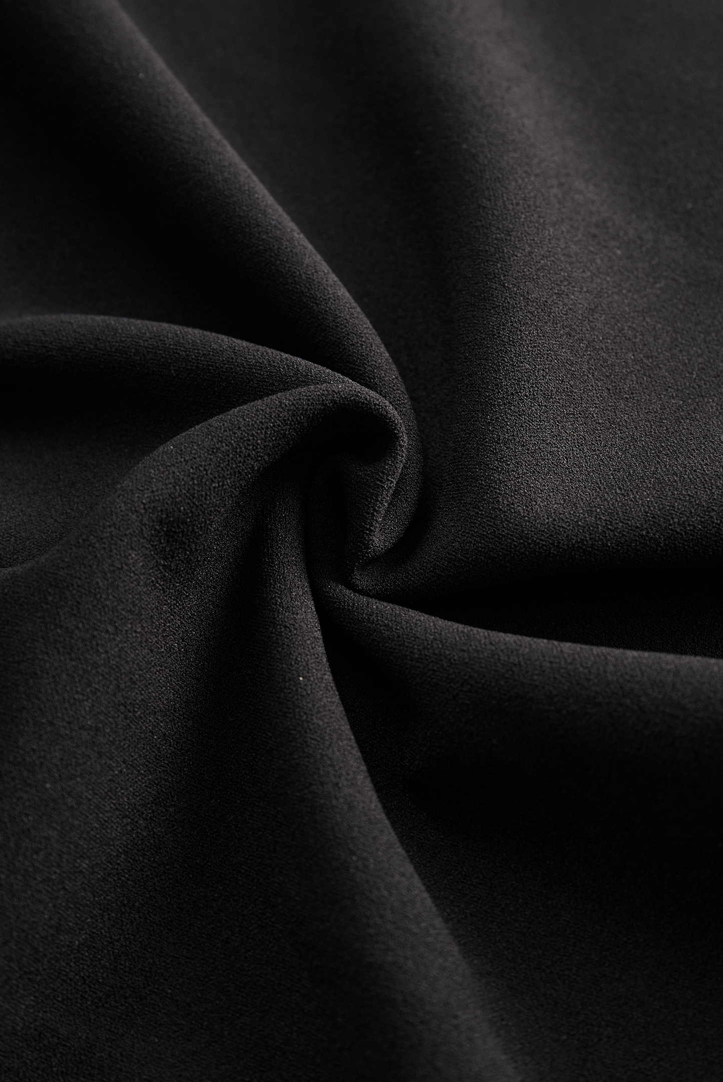 Lara – Robe Midi Chic avec Col Croisé