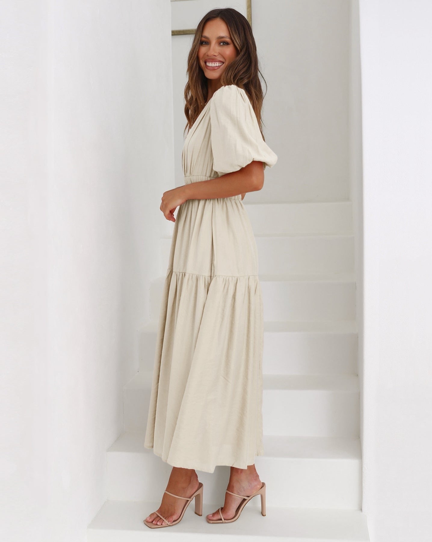 Robe Ella Décolleté en V Manches Bouffantes