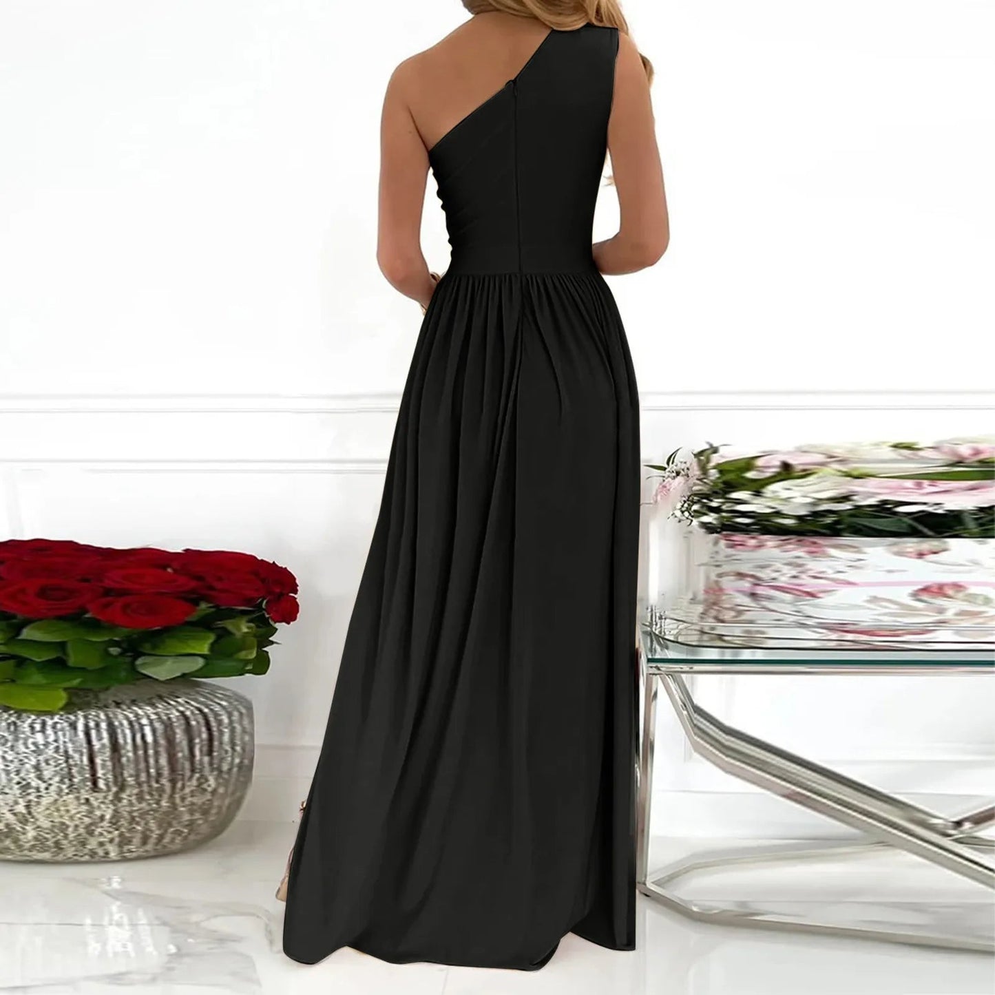 Robe Asymétrique avec Fente - Élégance Intemporelle