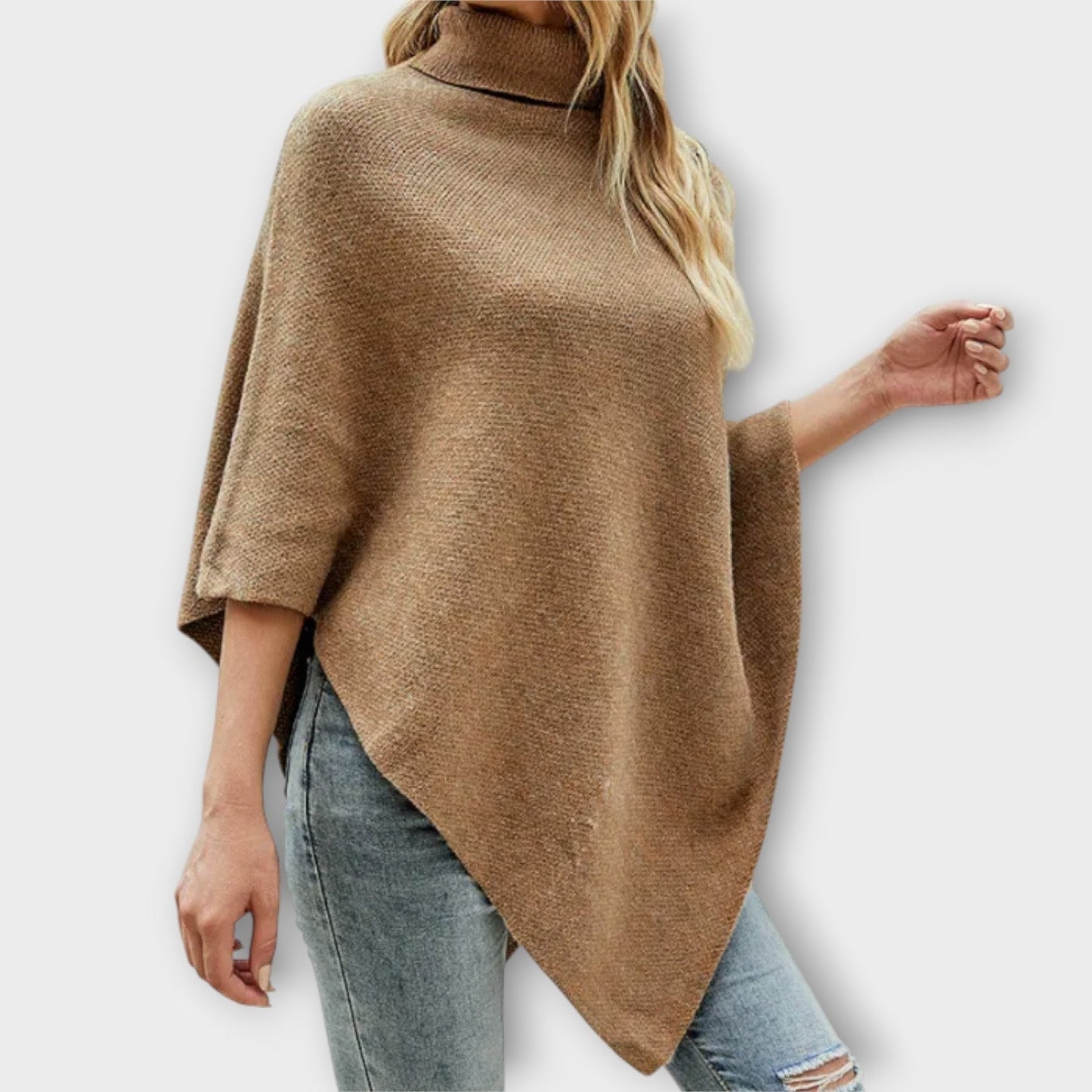 Poncho en Maille Douce avec Détails Boutonnés
