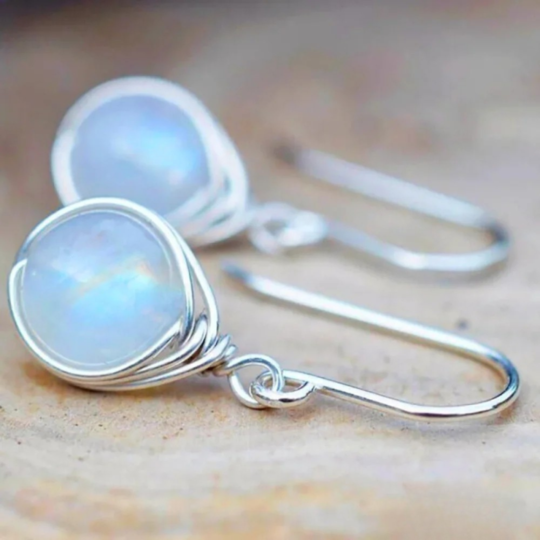Boucles d'oreilles en pierre de lune intemporelles
