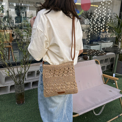 Sac à bandoulière en paille chic