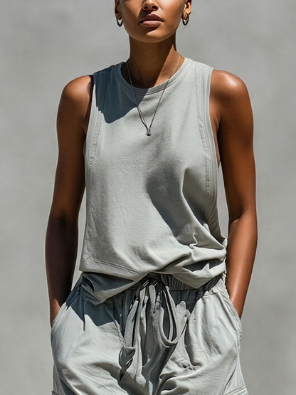 Ensemble Deux Pièces Femme Débardeur Gris Sans Manches et Pantalons Courts Cargo