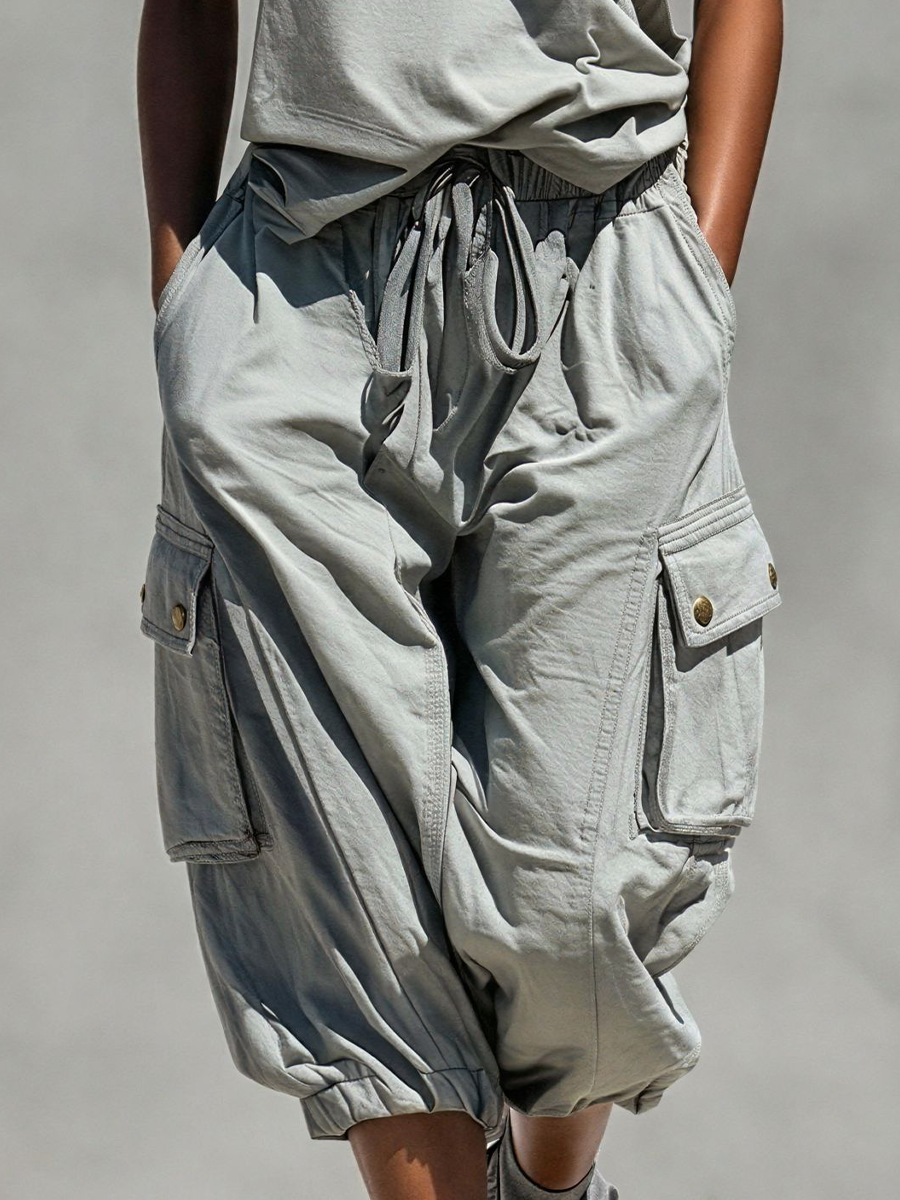 Ensemble Deux Pièces Femme Débardeur Gris Sans Manches et Pantalons Courts Cargo