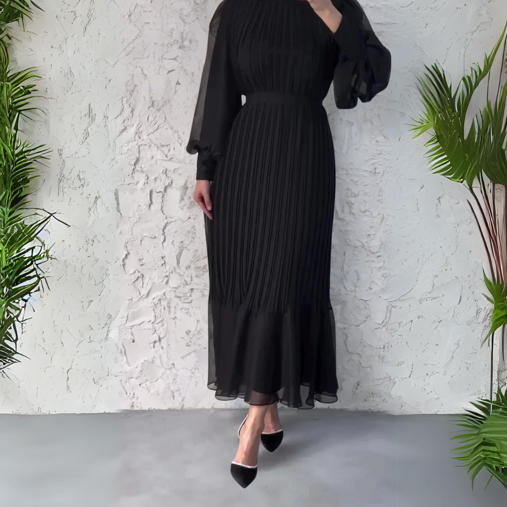 Robe de Soirée Élégante Automnale avec Détails en Tulle