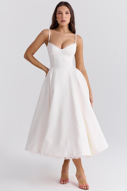 Leona - Robe Élégante en Satin pour les Fêtes