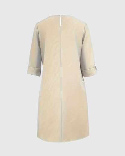 Laure – Robe Fluide à Coupe Droite et Style Intemporel
