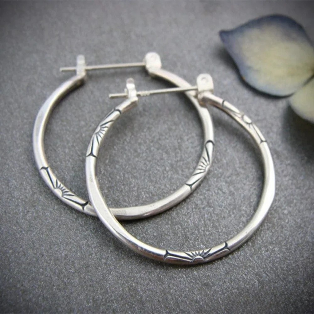 Boucles d'oreilles créoles en argent classique