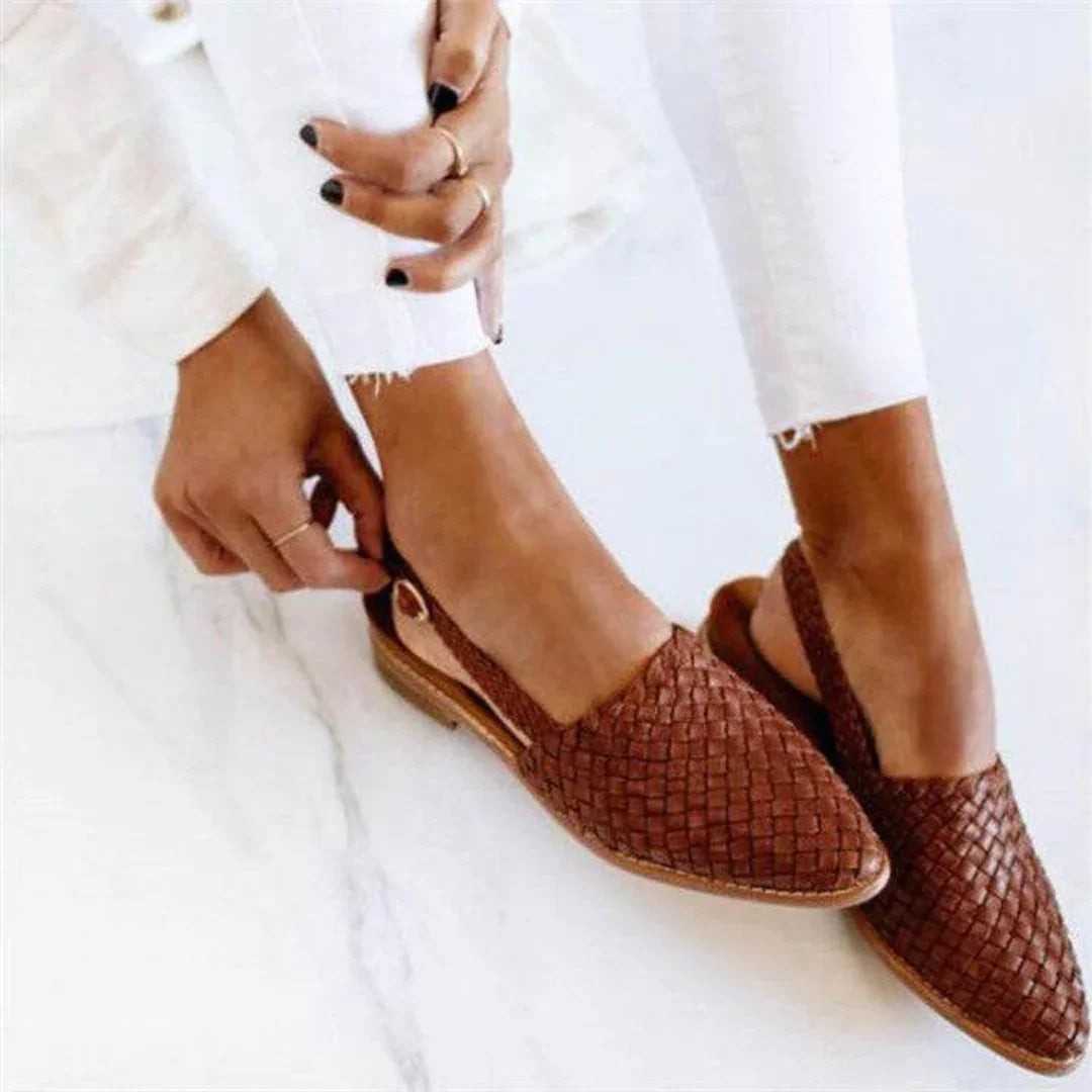 Luna - Scarpe intrecciate