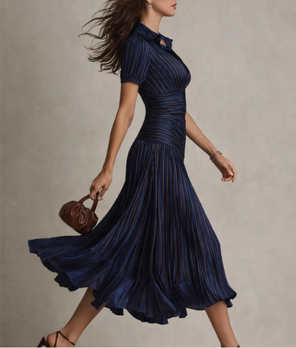 Adria | Robe midi en satin à rayures vintage