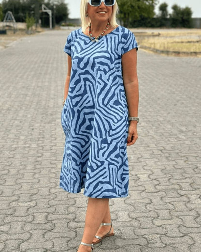Robe d'été à col rond - Élégance intemporelle