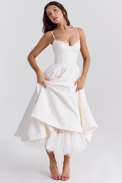 Leona - Robe Élégante en Satin pour les Fêtes