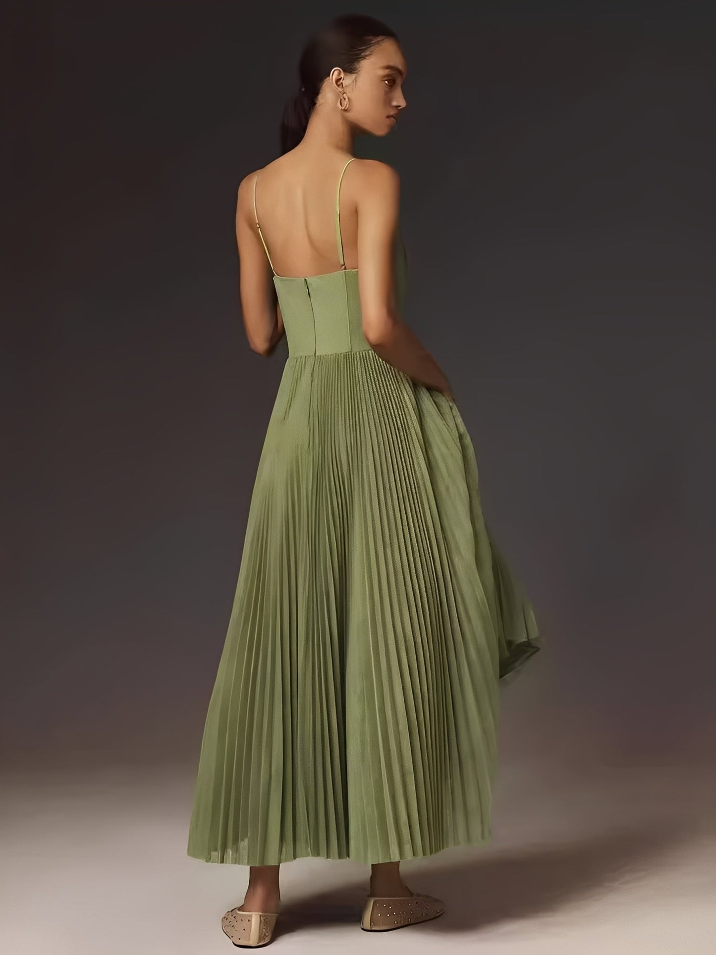 Karen - Élégante robe midi sans dos avec plis pour femmes