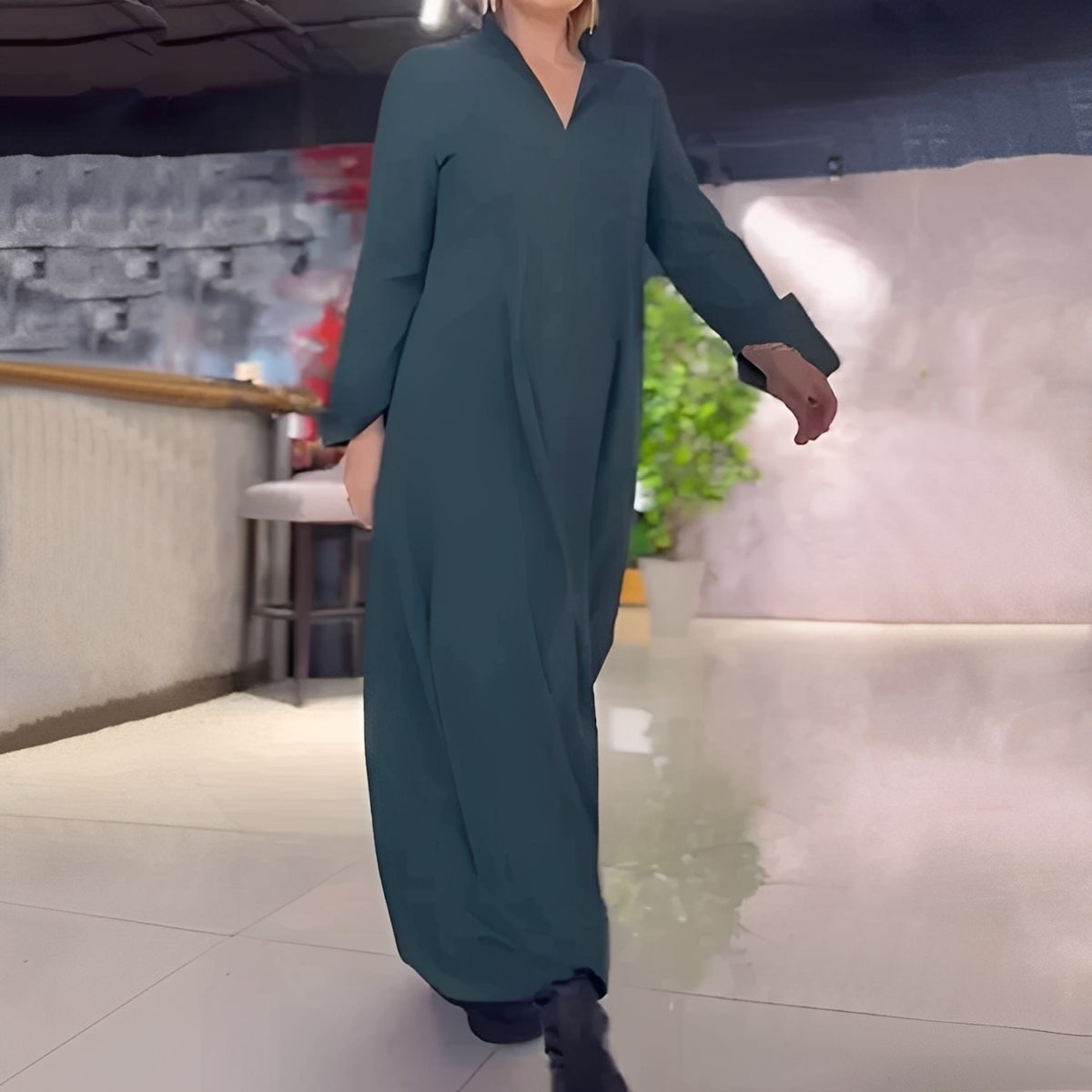 Hélène - Robe fluide avec fente latérale pour femmes