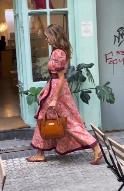 Robe Maxi Rose Élégante à Manches Courtes