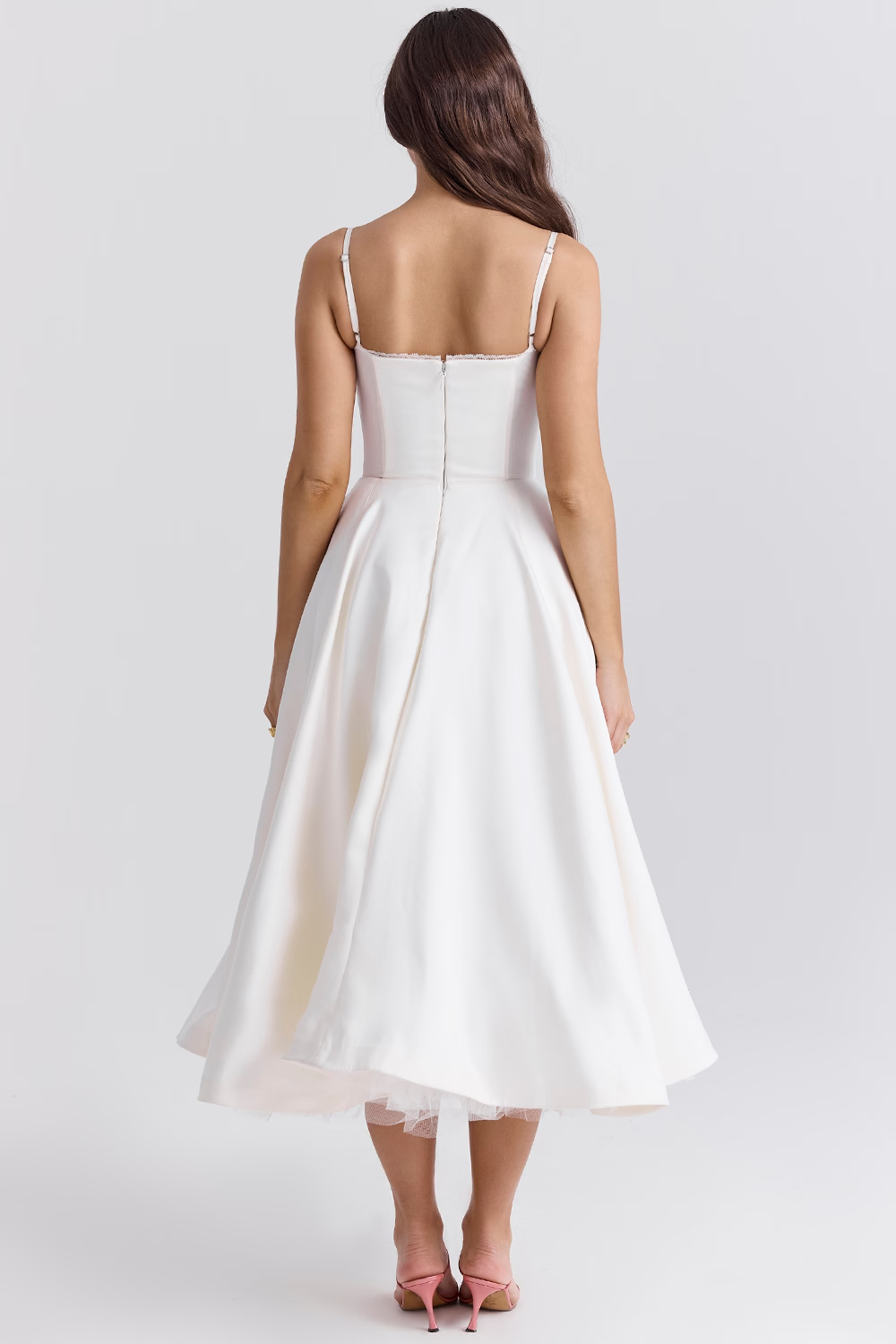 Leona - Robe Élégante en Satin pour les Fêtes