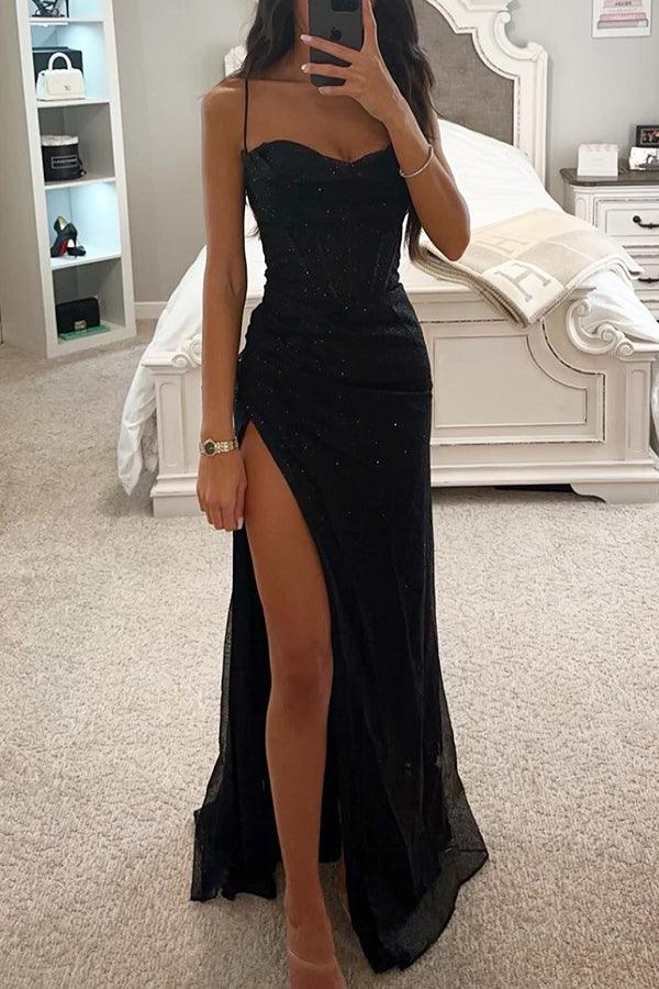 Elina – Robe de soirée ornée avec décolleté en cœur
