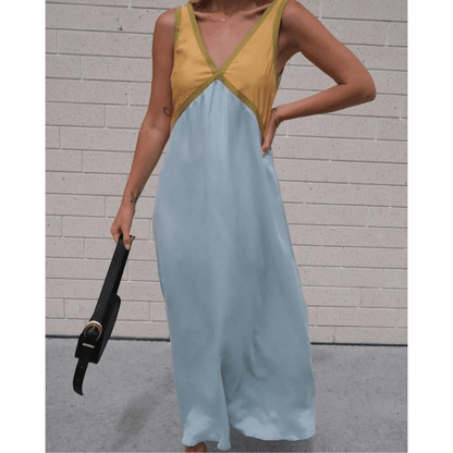 RENATA | ROBE À ENCOLURE EN V