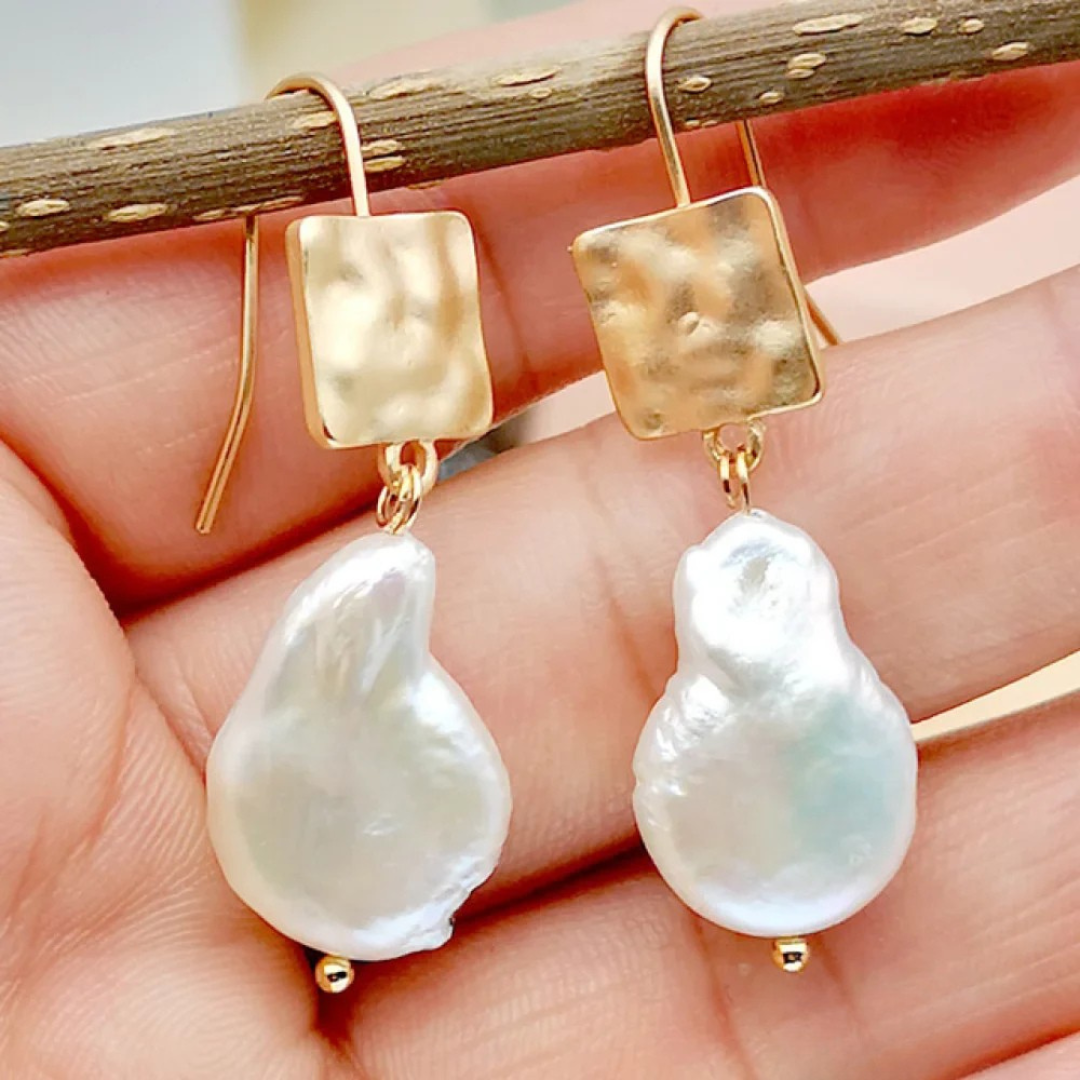 Boucles d'oreilles en perles d'eau douce chic