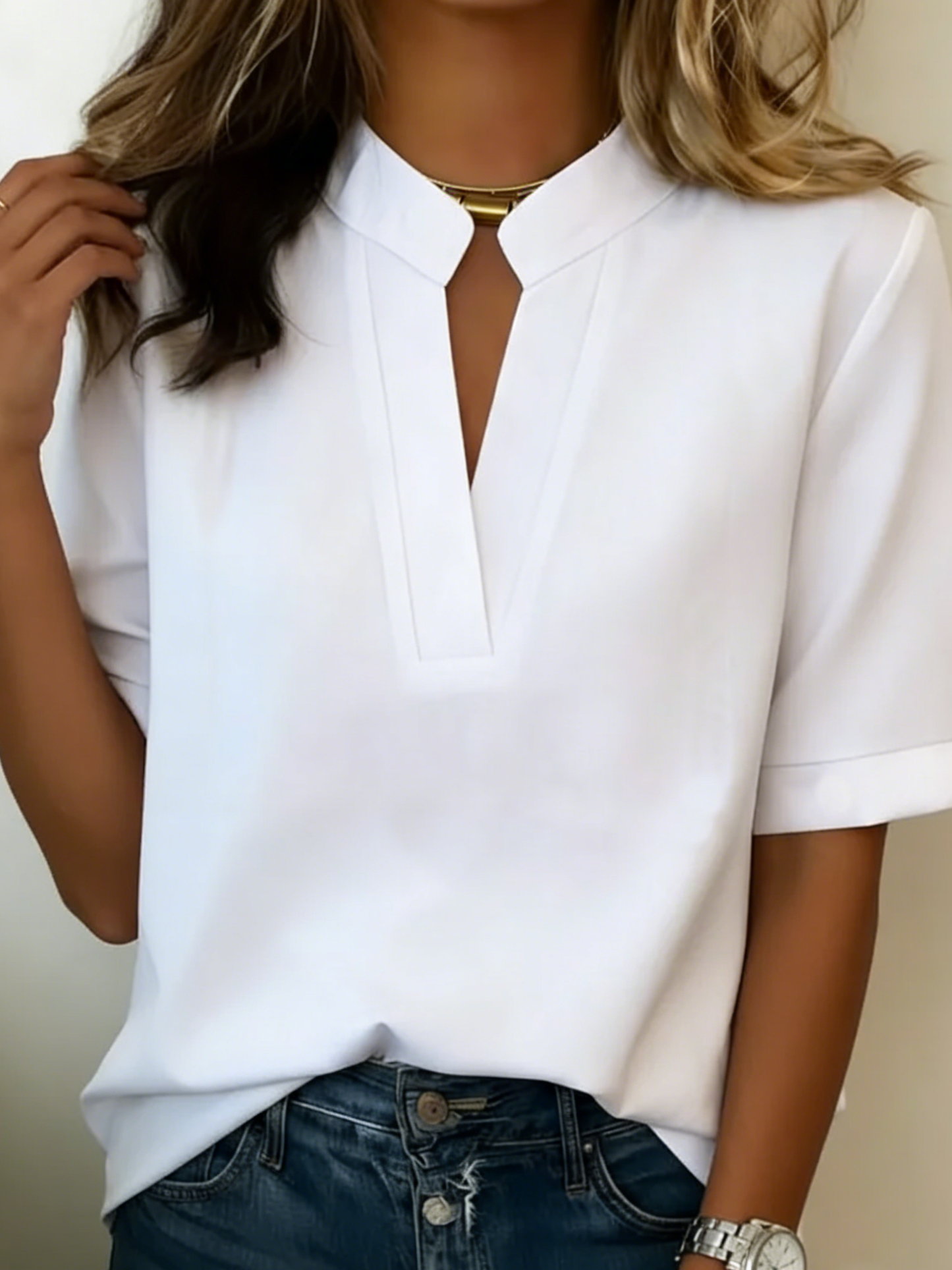 Élise — Blouse élégante avec col raffiné