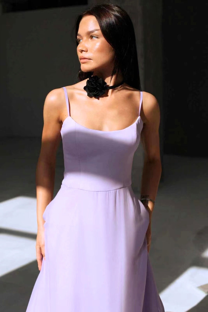 Robe Maxi Femme à Bretelles Spaghetti, Jupe Évasée et Ourlet Volanté