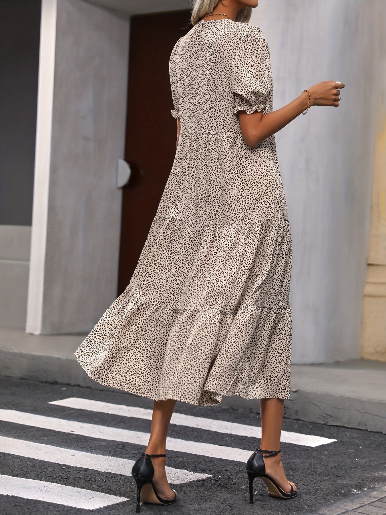 Robe Longue Femme - Col Ronde avec Détails Froncés Élégants