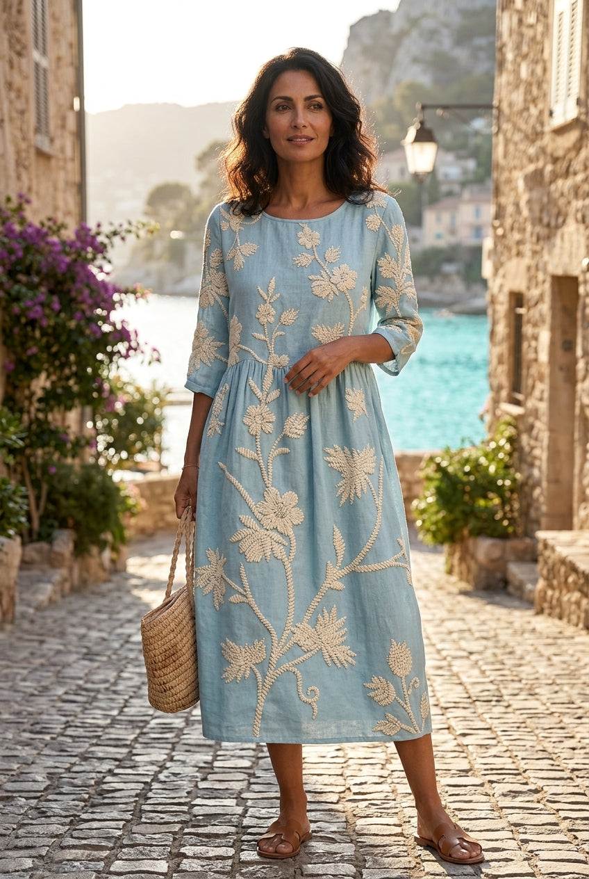 Robe Midi Fluide avec Broderies Florales - Collection Vintage Élégante