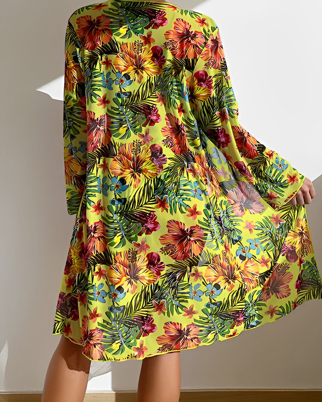ALANI – ENSEMBLE DE BIKINI À IMPRIMÉ TROPICAL AVEC COUVERTURE