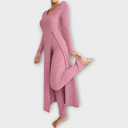 Ensemble de détente en tricot côtelé avec tunique fendue