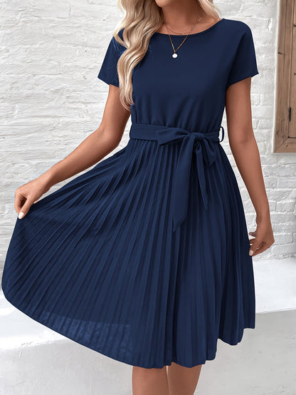 Filou | Robe Élégante À Col Rond Avec Ceinture Pour Femmes | Midi