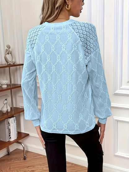 Ivy – Blouse avec Détails de Boutons en Oeillet