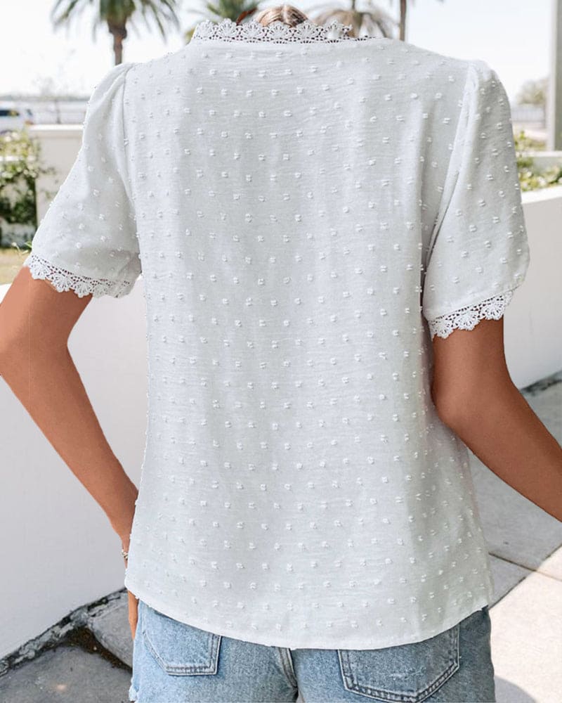 ZOE | Blouse en Dentelle à Manches Courtes avec Décolleté en V