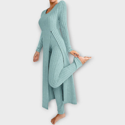 Ensemble de détente en tricot côtelé avec tunique fendue