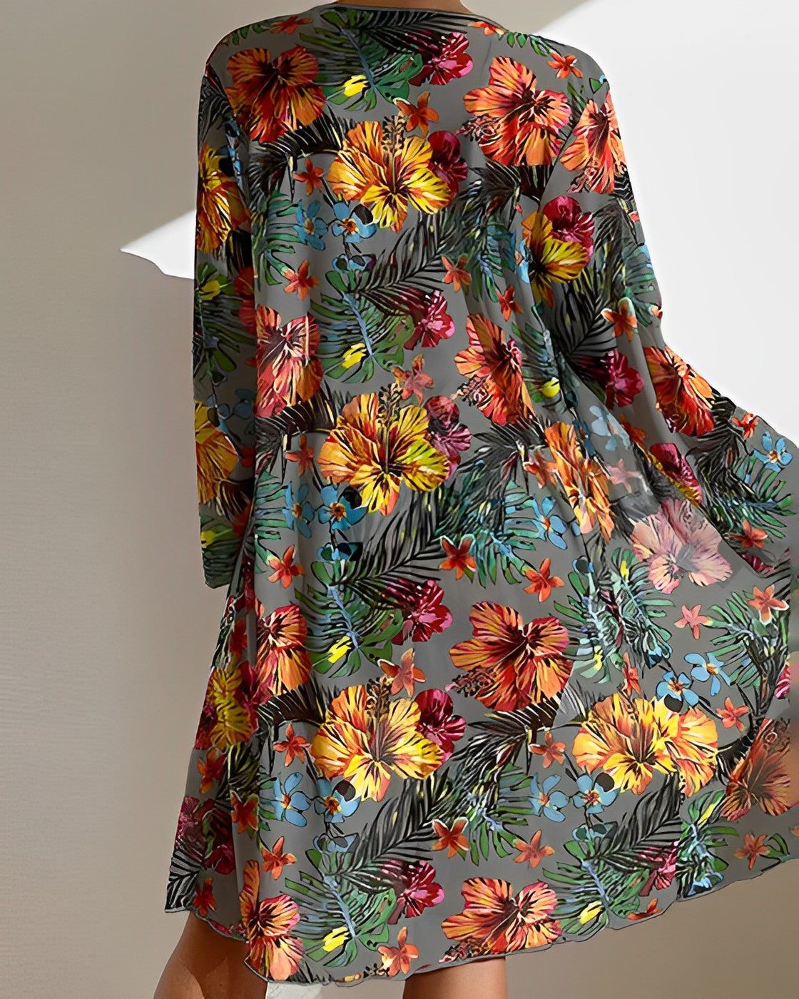ALANI – ENSEMBLE DE BIKINI À IMPRIMÉ TROPICAL AVEC COUVERTURE