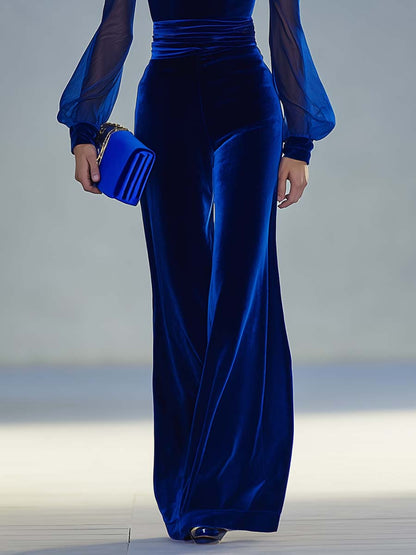 Ensemble Élégant en Velours Bleu Roi avec Décolleté en V et Détails en Mesh