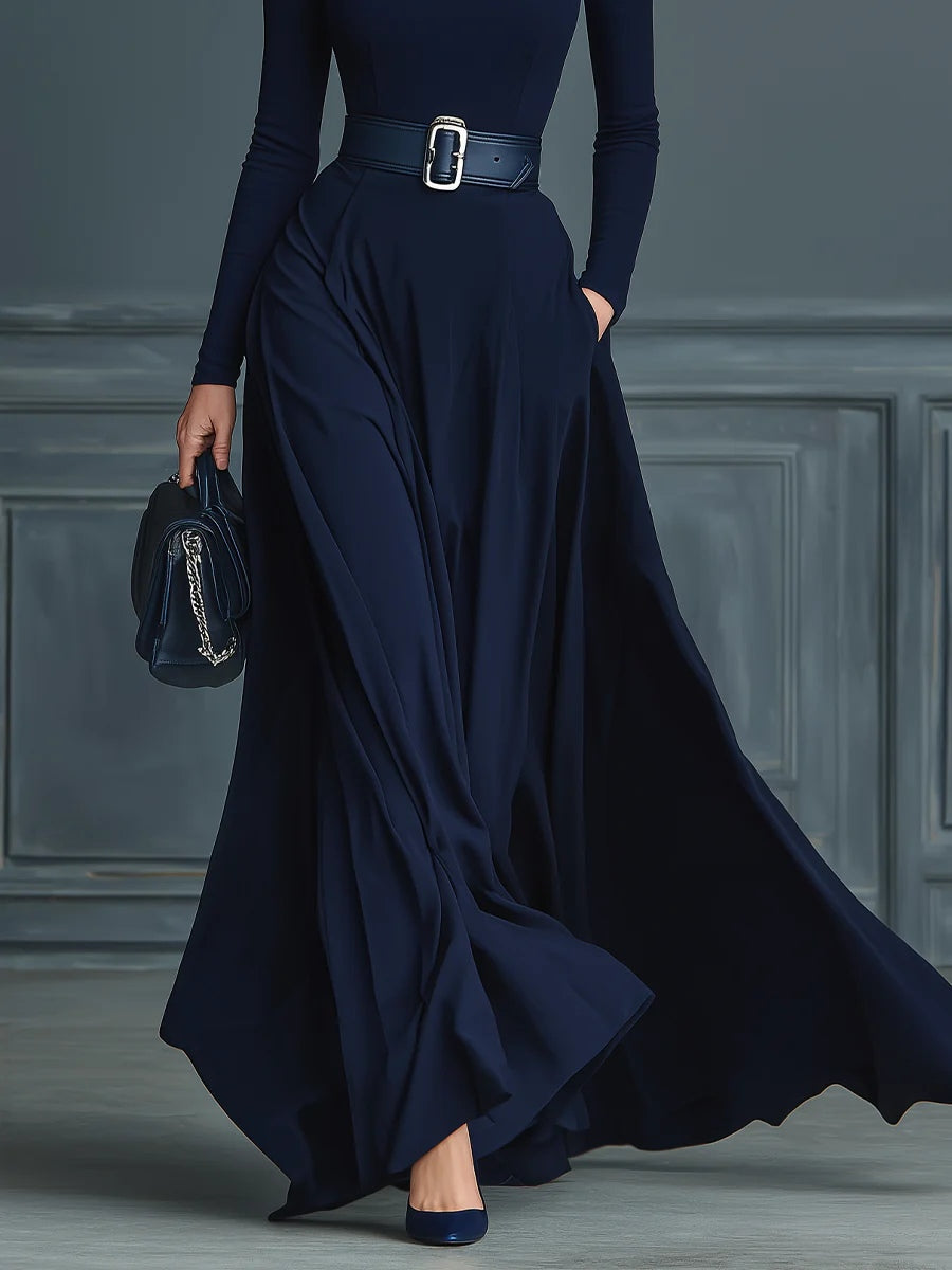 Eleonora - Robe en tricot bleu foncé avec col montant