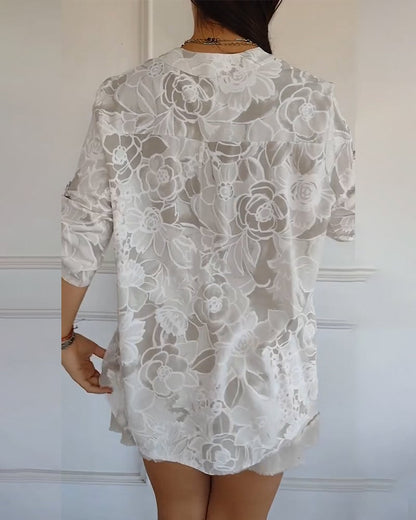 Blouse Imprimée Boutonnée à Col V