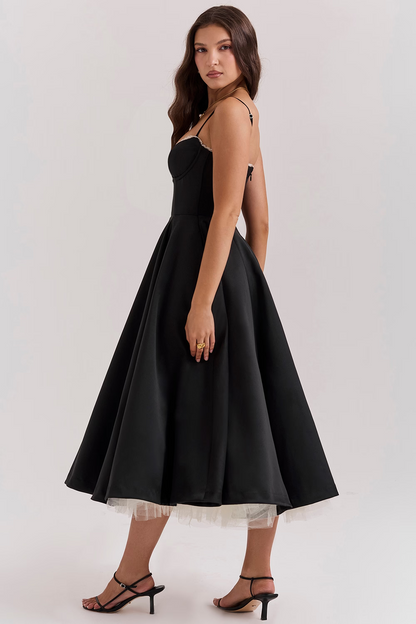 Leona - Robe Élégante en Satin pour les Fêtes