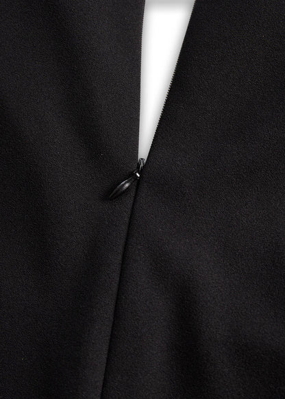 Naomi | Robe noire raffinée