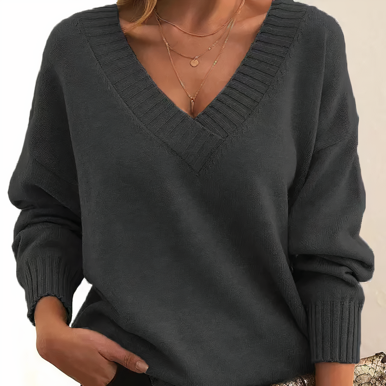 Aria | Pull Chic à Col V Profond Détendu
