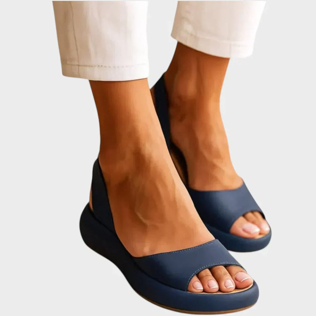 Assise - Sandales Chic et Lisses