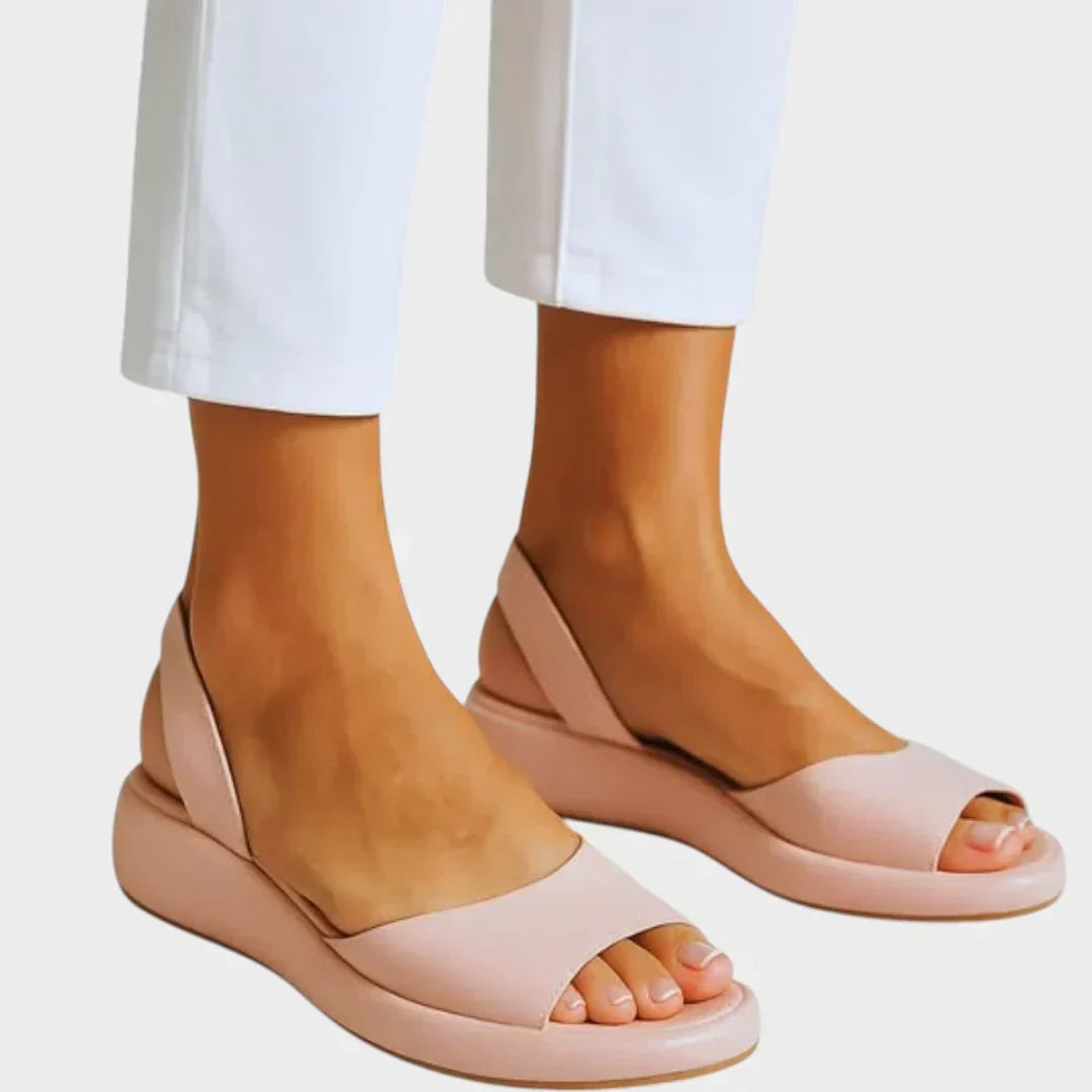 Assise - Sandales Chic et Lisses