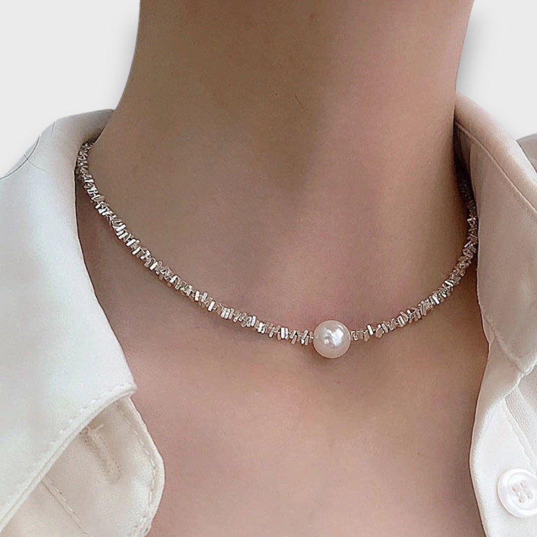 Eliriane – Collier délicat avec perles brillantes