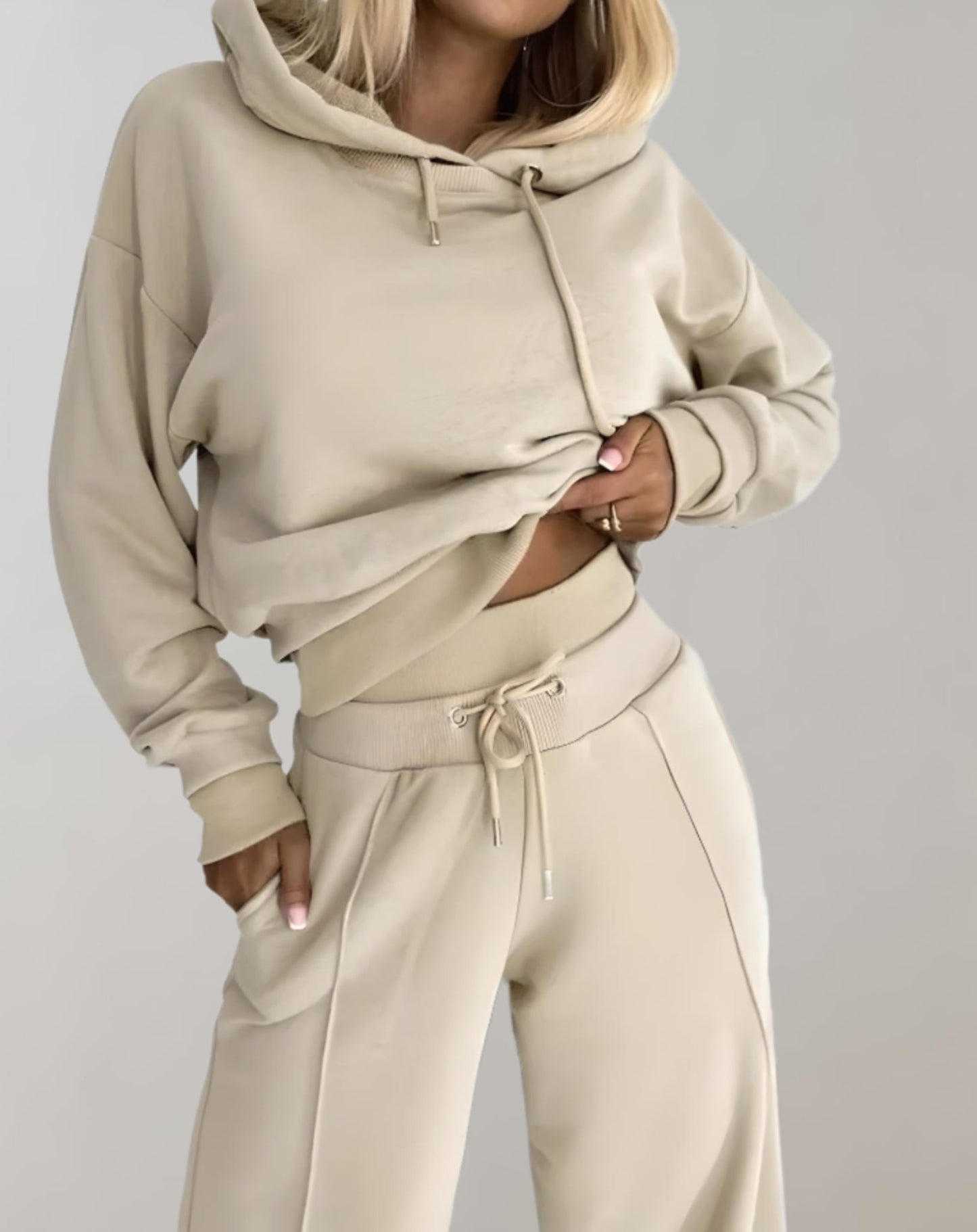 Ensemble femme deux pièces – Sweat-shirt court à capuche et pantalon large