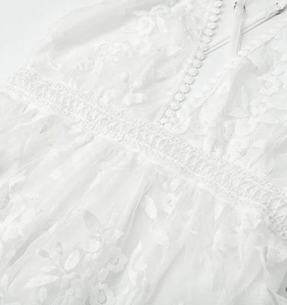 Bianca - Une Élégante Robe de Cocktail en Tulle