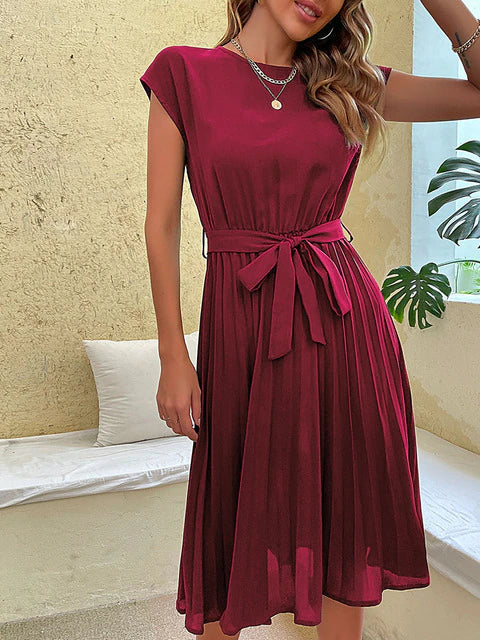 Klara – Robe plissée d'été à manches courtes