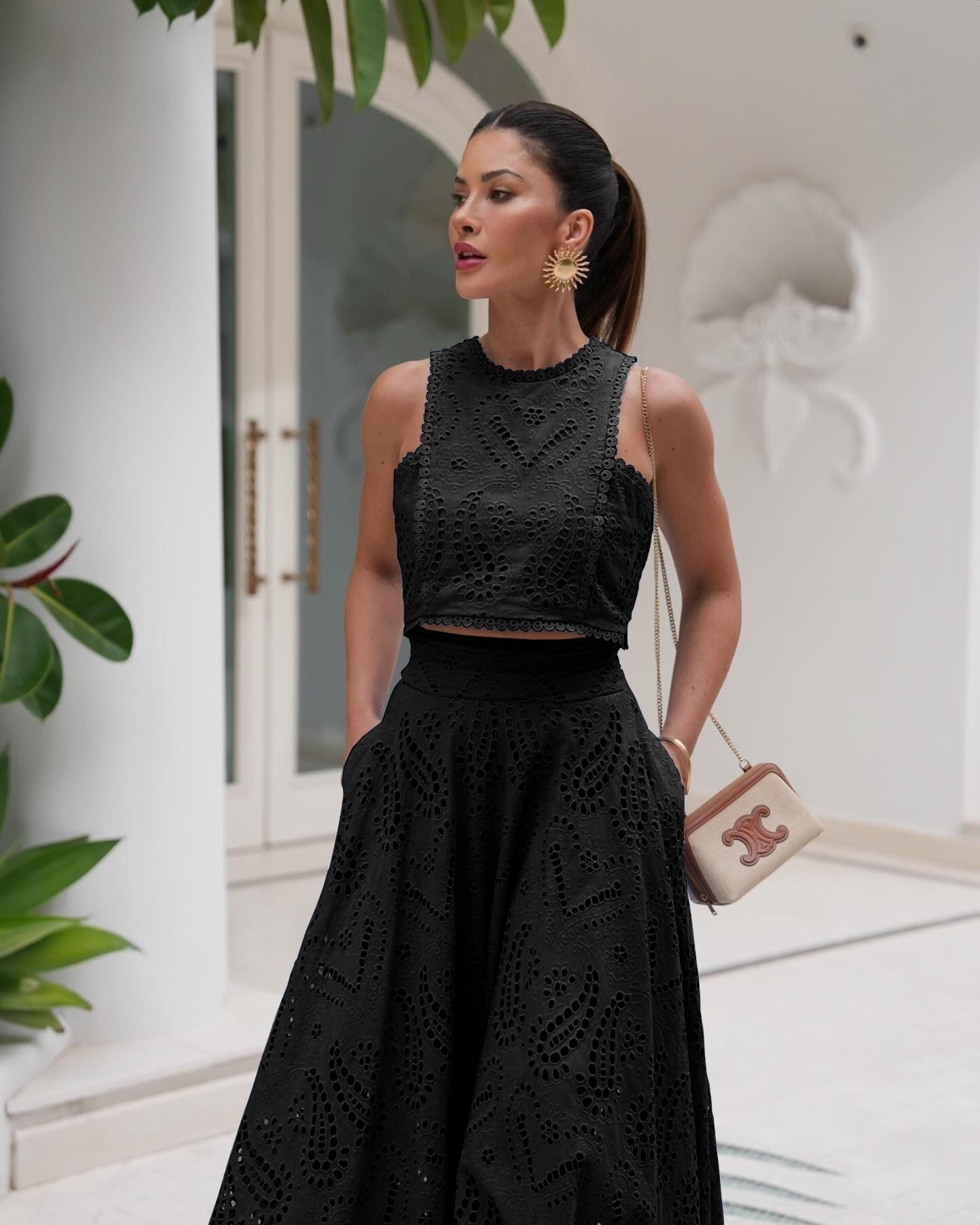 Linda | Robe à Oeillets Flowy pour Femmes